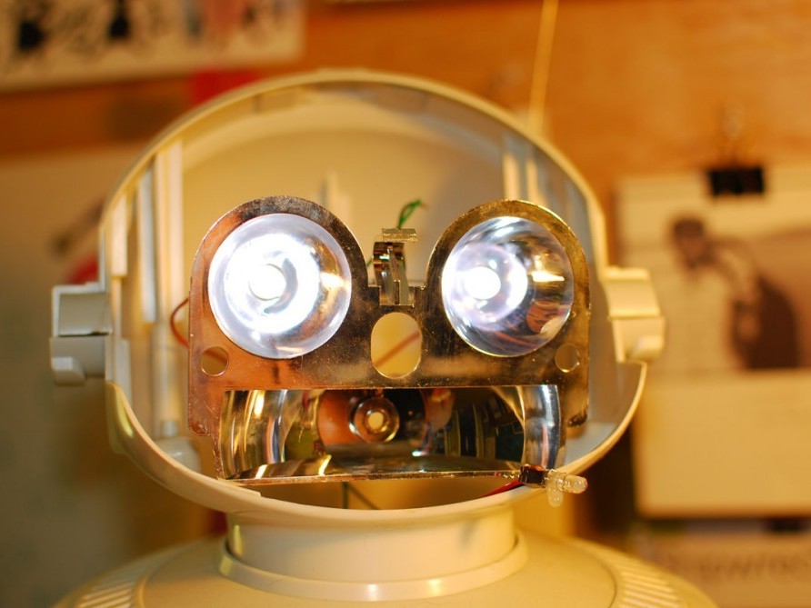 Robot Resurrection : A New Life for an Old Friend, Robie Sr., Part&nbsp;One