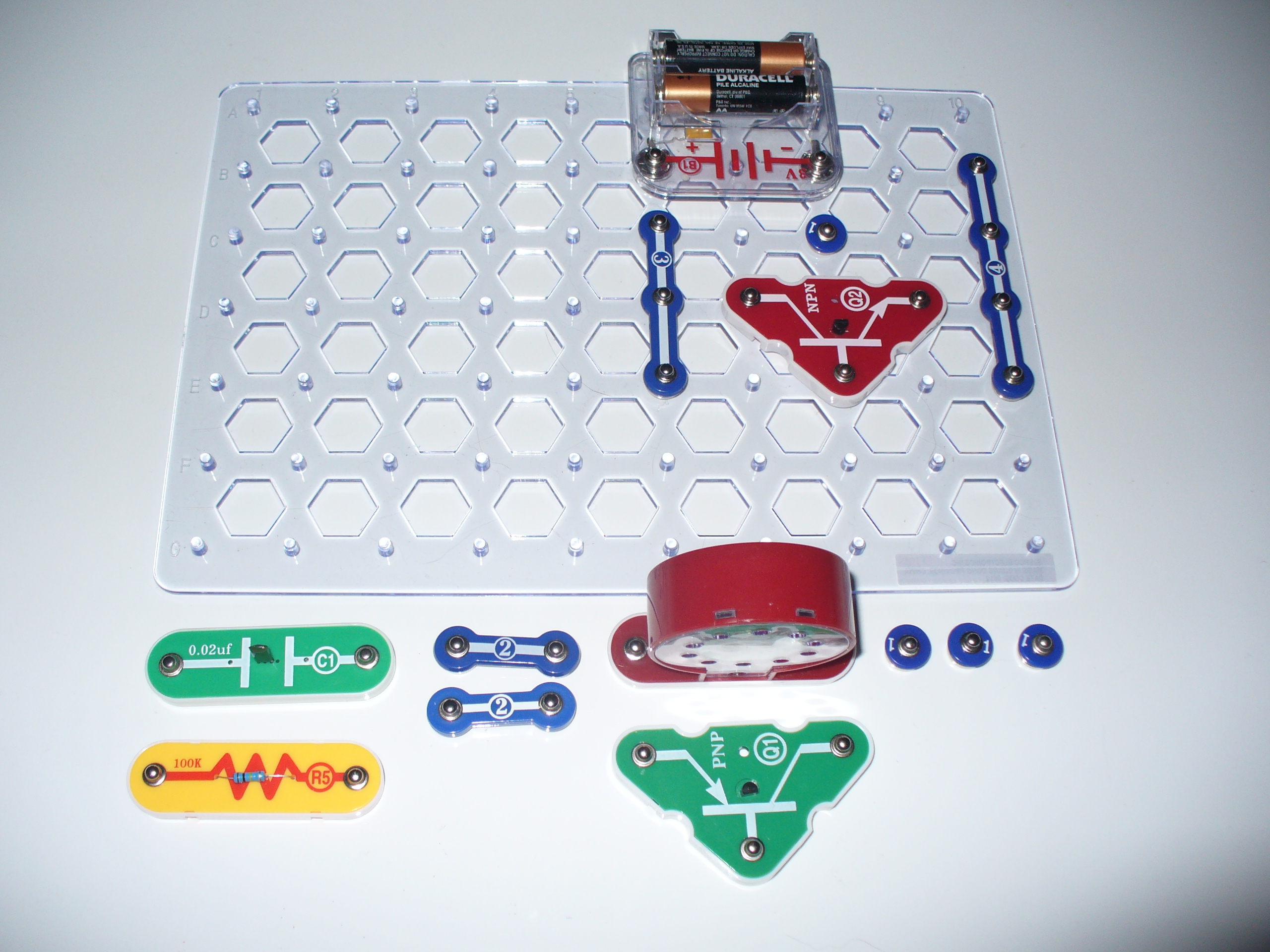 Laser Tripwire and Alarm Using Snap&nbsp;Circuits