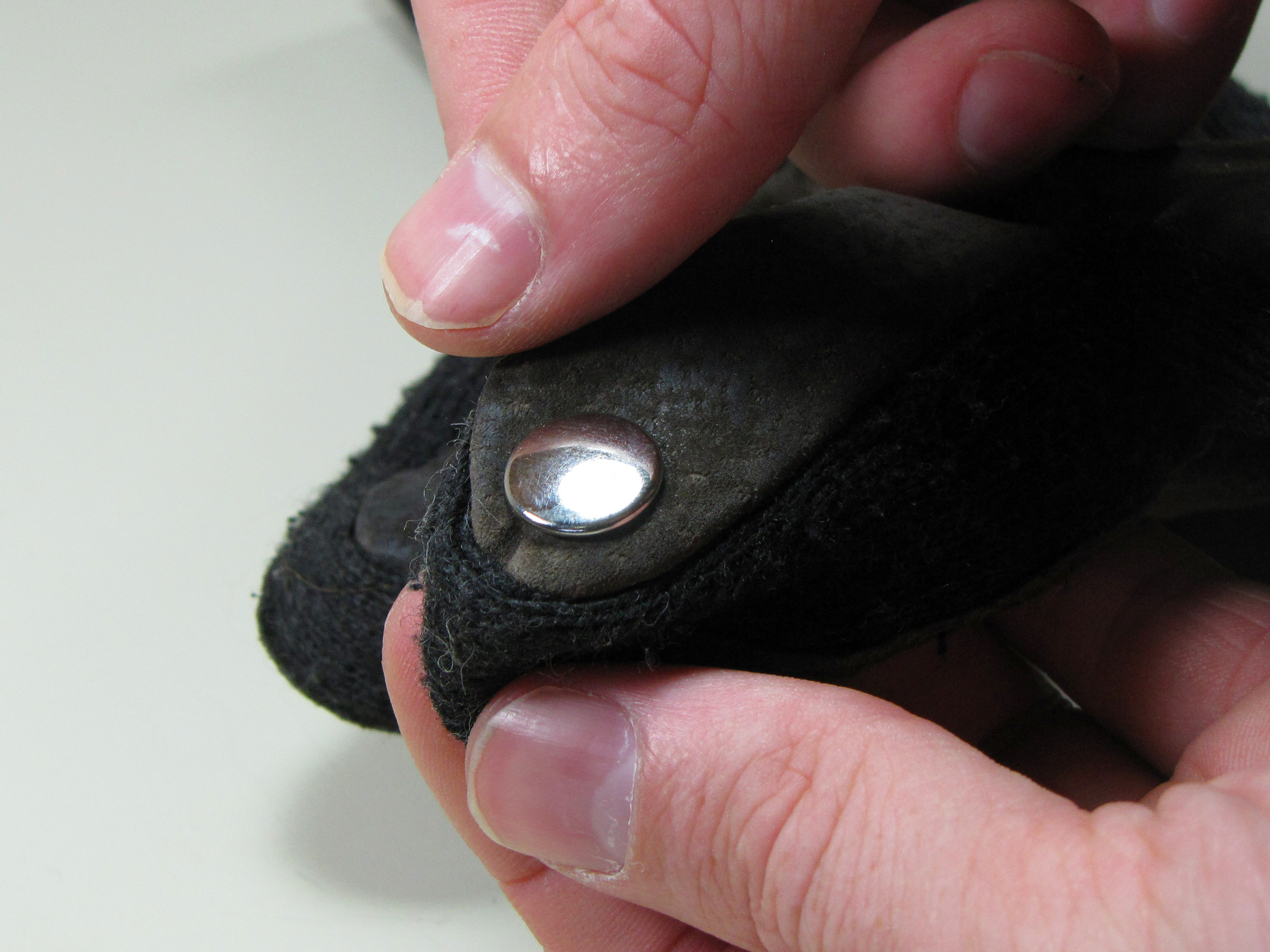 No-Sew Touchscreen&nbsp;Gloves