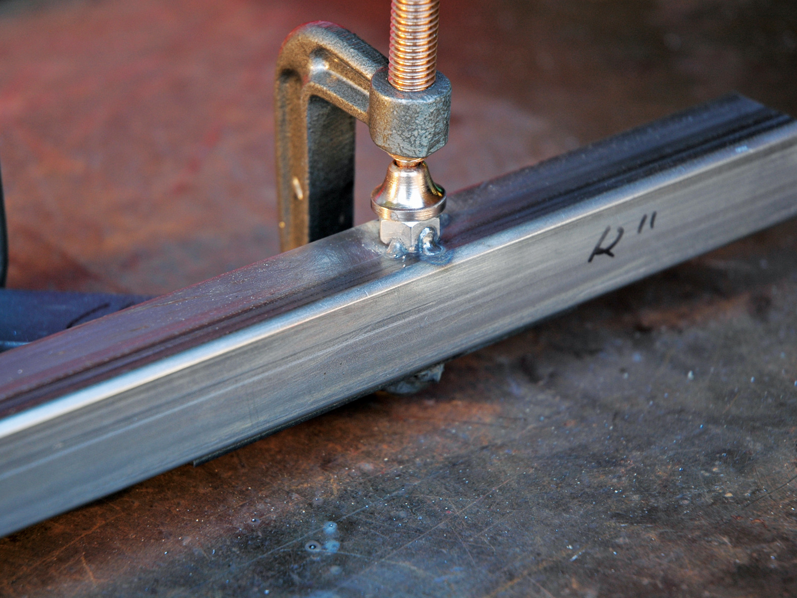 Weld a Pair of&nbsp;Stands
