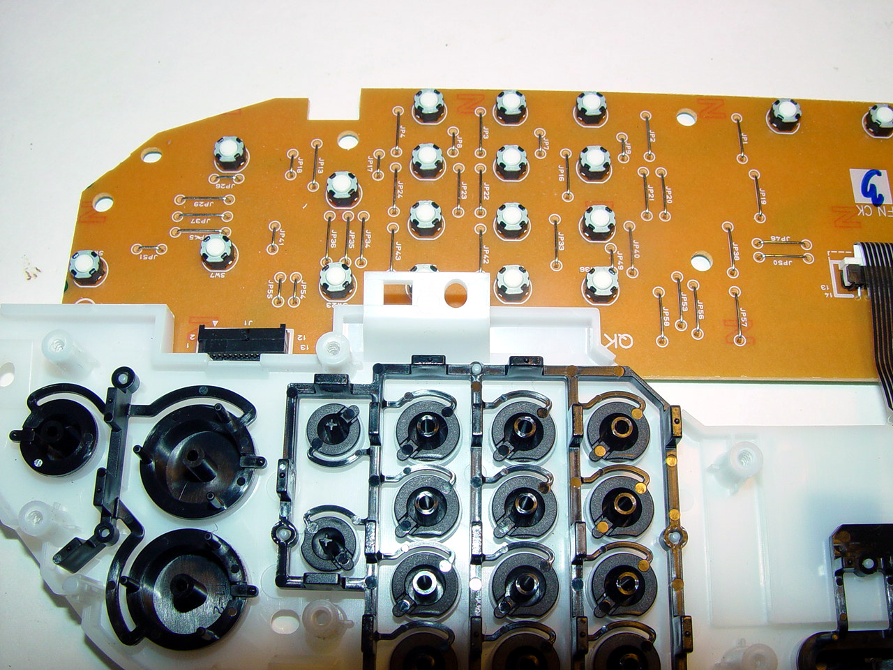 Don’t Waste eWaste: UnMaking a Canon Printer/Scanner/Fax into&nbsp;Parts
