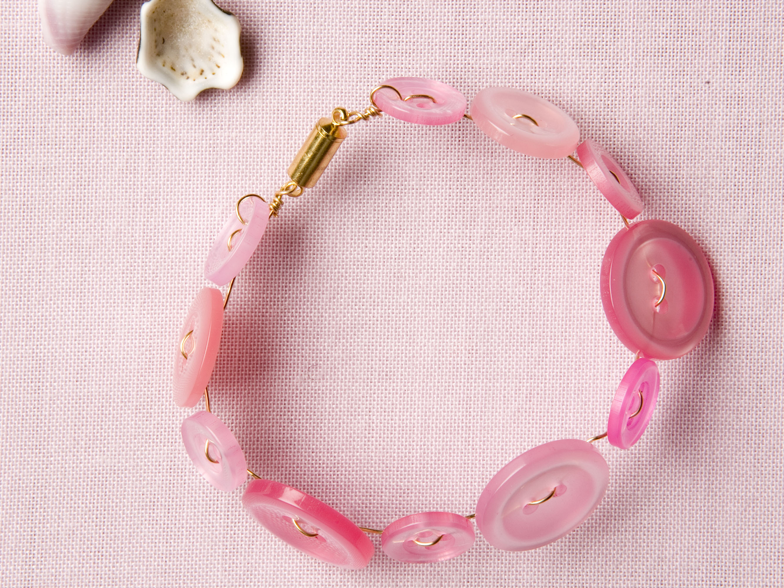 New Project: Cute as a Button Bracelet