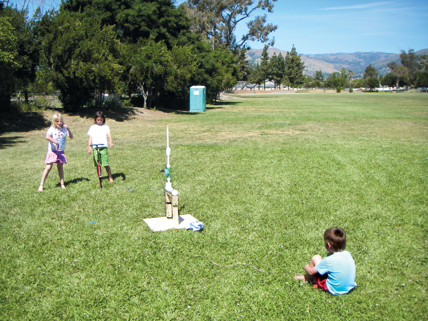 Make: Compressed Air Rockets&nbsp;Kit