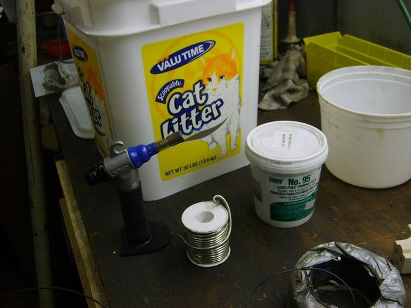 New Project: Electrolysis Rust Remover