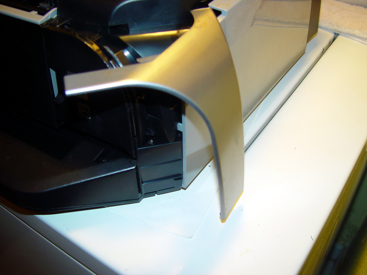 Don’t Waste eWaste: UnMaking a Canon Printer/Scanner/Fax into&nbsp;Parts