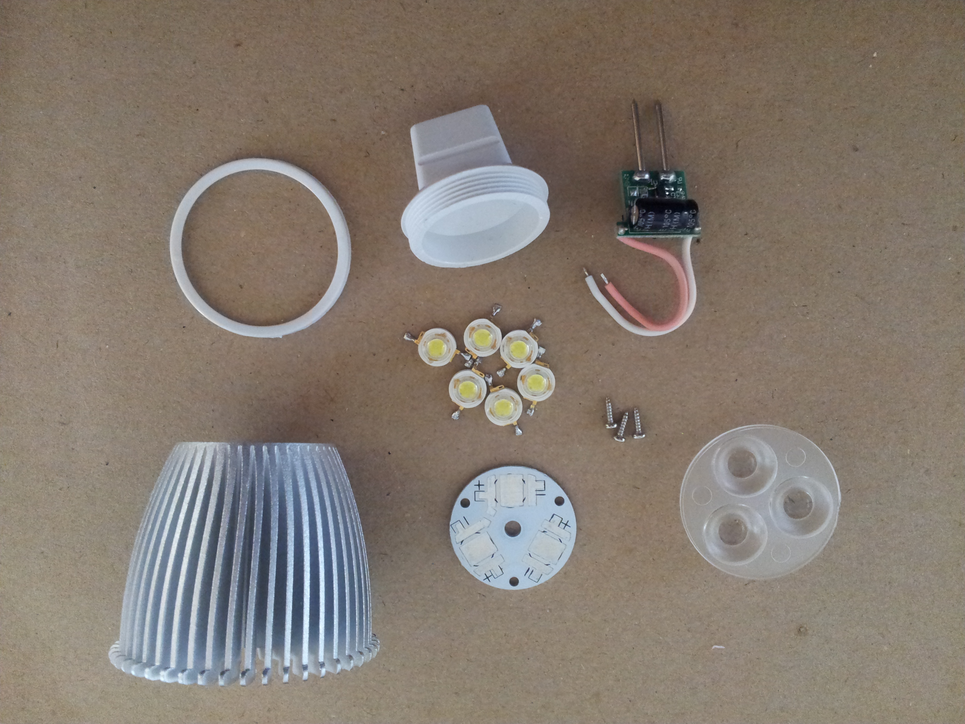 9-Watt MR16 LED&nbsp;Lamp