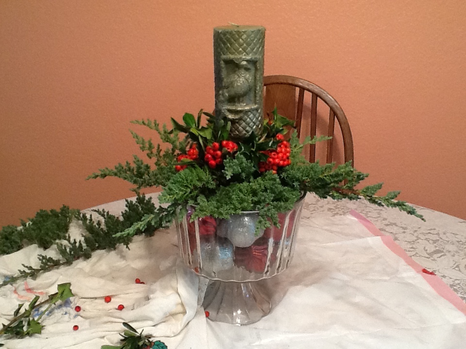 Easy Holiday&nbsp;Centerpiece
